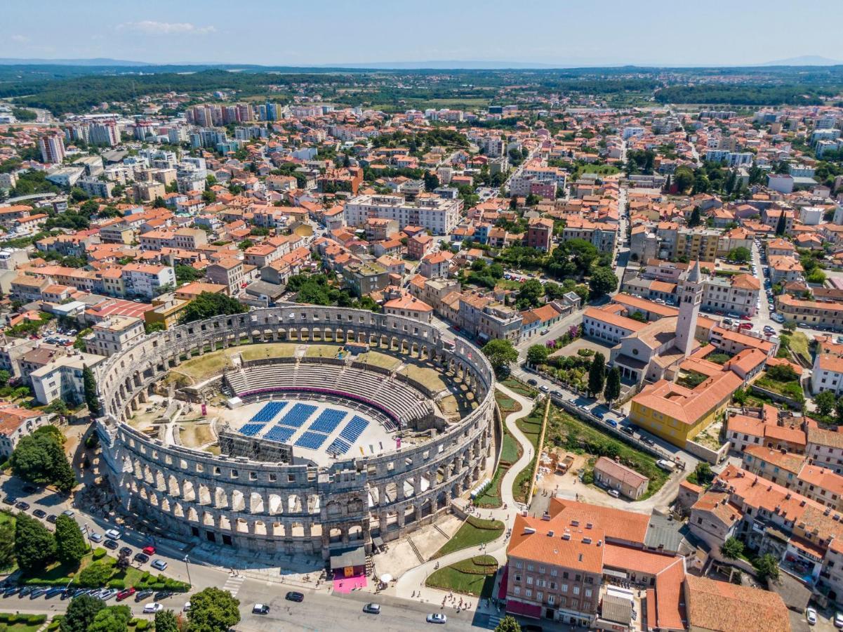 Kuca Za Odmor Lilly Villa Pula Exterior foto