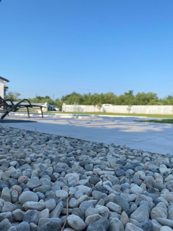 Kuca Za Odmor Lilly Villa Pula Exterior foto